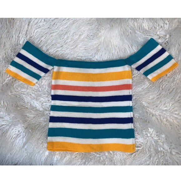 Off the Shoulder Striped Crop Top - Picture 4 of 5